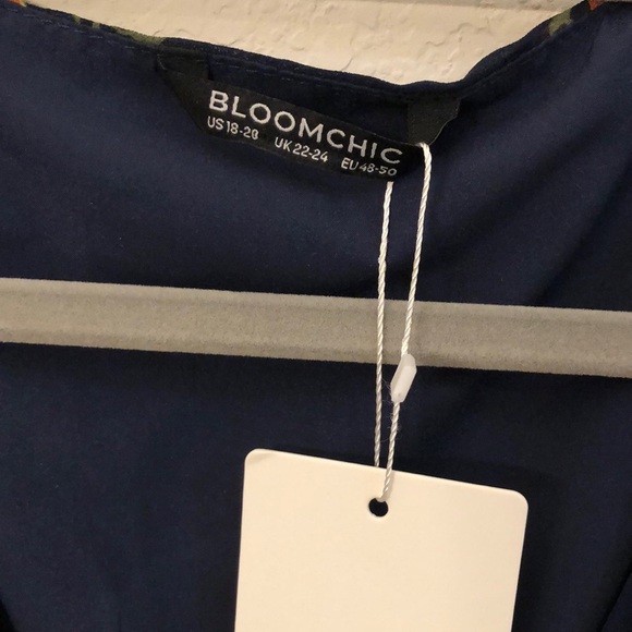 BloomChuc Floral Tulip Hem Navy Dress 18-20 NWT - Picture 2 of 9